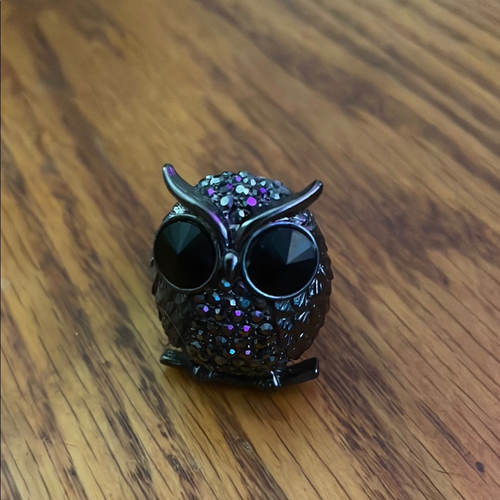 Elegant Black Owl Beaded Ring